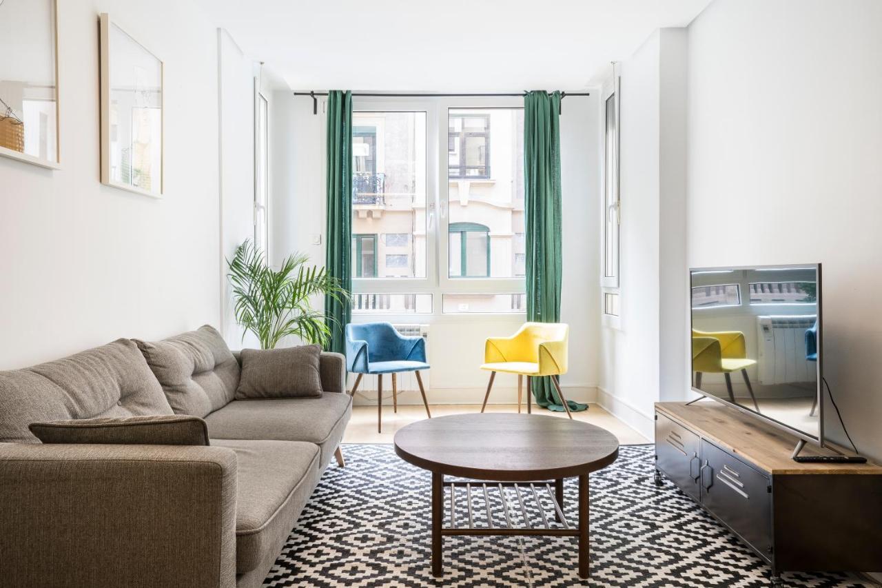 Usandizaga Apartment, Second Line Beach, Free Parking Сан Себастиан Екстериор снимка