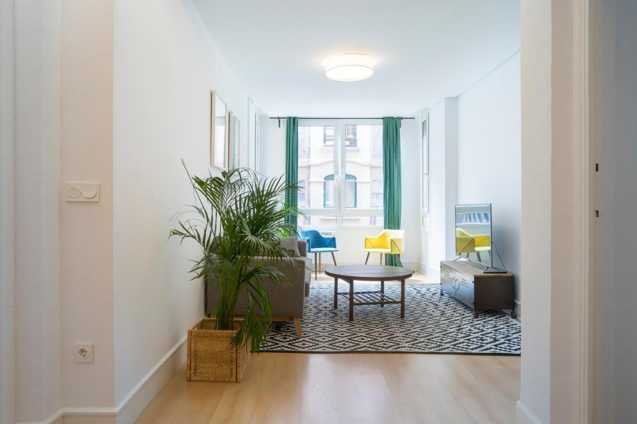 Usandizaga Apartment, Second Line Beach, Free Parking Сан Себастиан Екстериор снимка