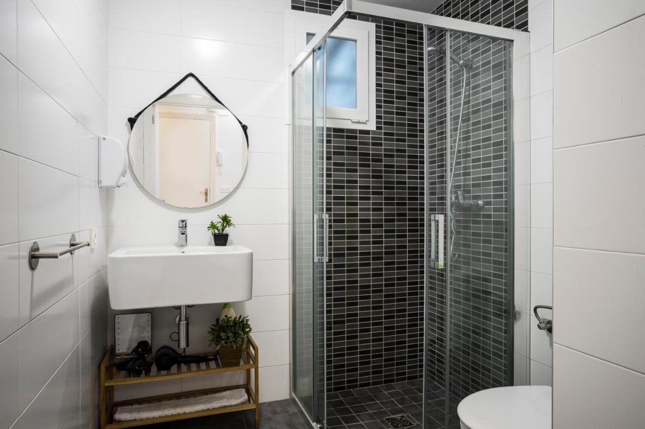 Usandizaga Apartment, Second Line Beach, Free Parking Сан Себастиан Екстериор снимка